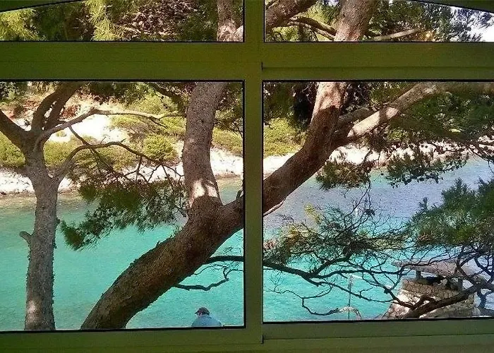 Karbuni アパート