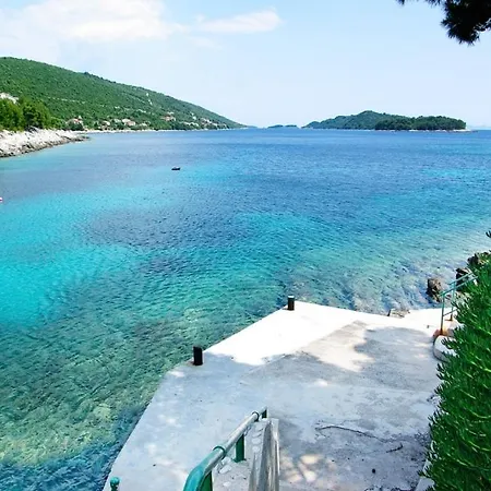 Daire Karbuni Blato (Korcula)