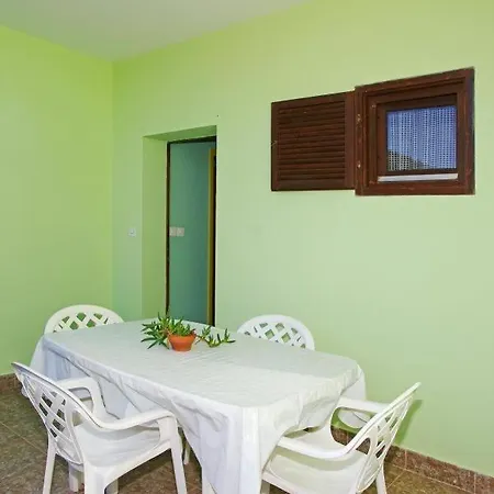 Karbuni * Blato (Korcula)