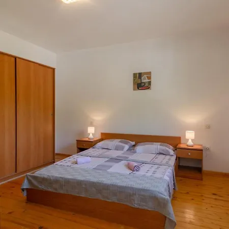 Karbuni Appartement *