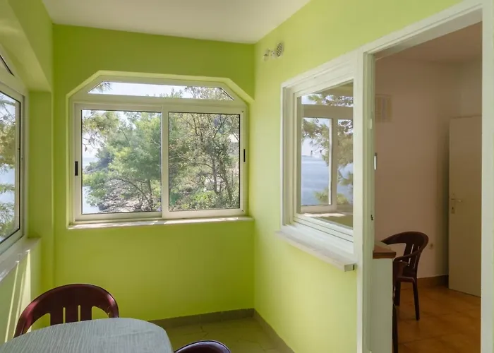 Karbuni Blato (Korcula)